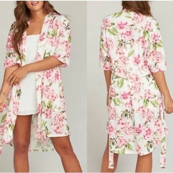 Show Me Your MuMu Other - Show Me Your Mumu Brie Short Robe Garden of Blooms Floral Wrap O/S